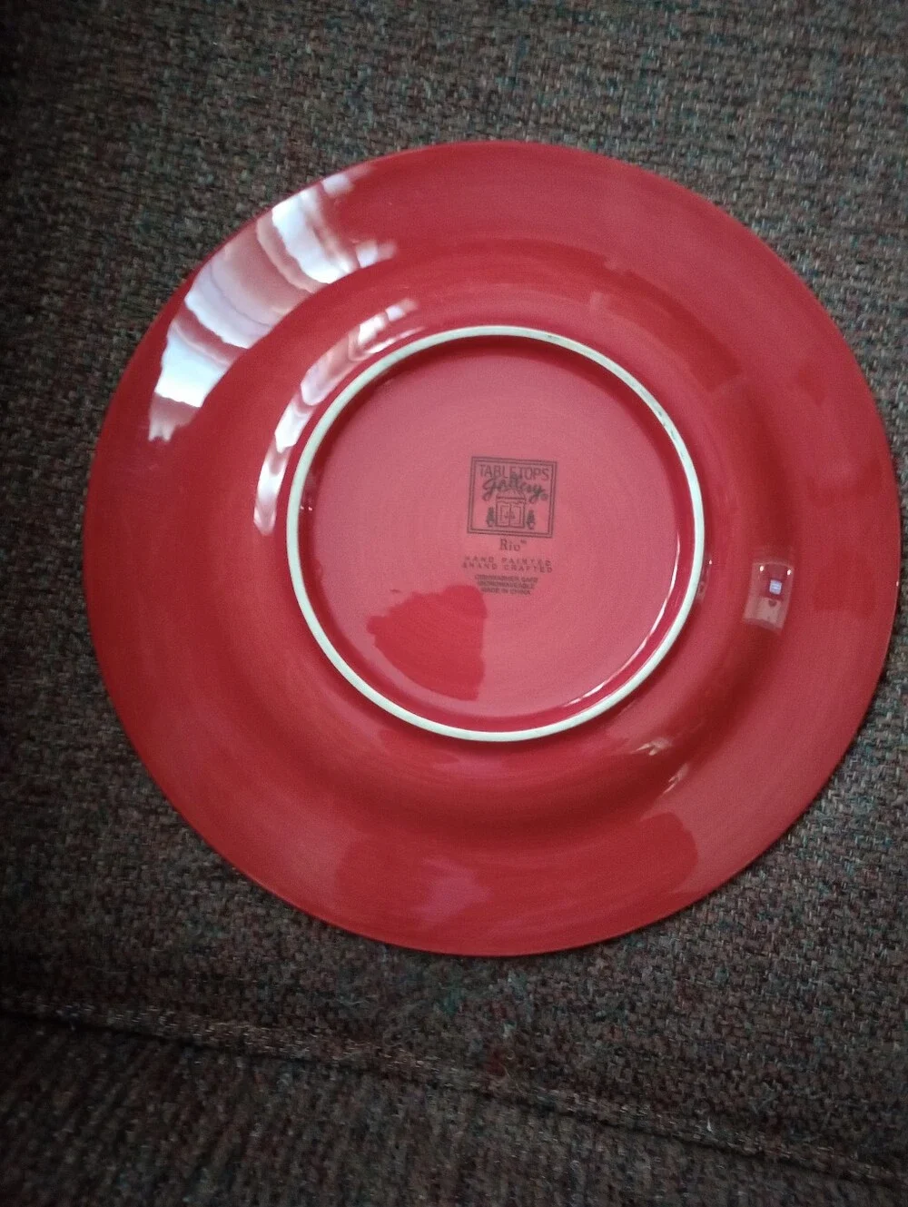 2 Tabletops Unlimited Gallery RIO Pattern Hand Painted Ceramic Dinner Plates